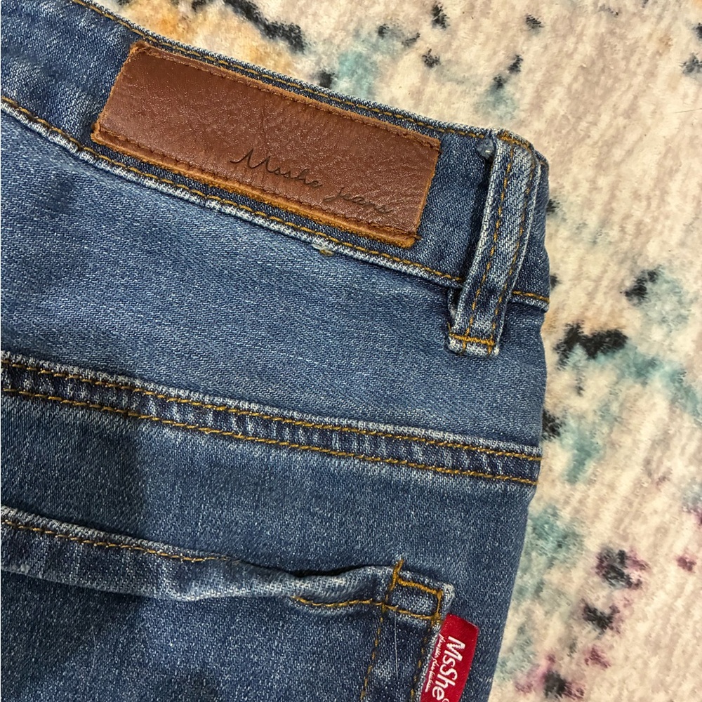 Distressed Denim Women Shorts with Lace Trim - Picture 3 of 3
